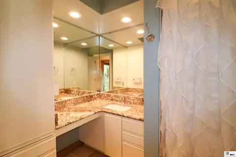 Bath - 109 Llanfair Dr, Ruston, LA 71270 photo 5 of 6