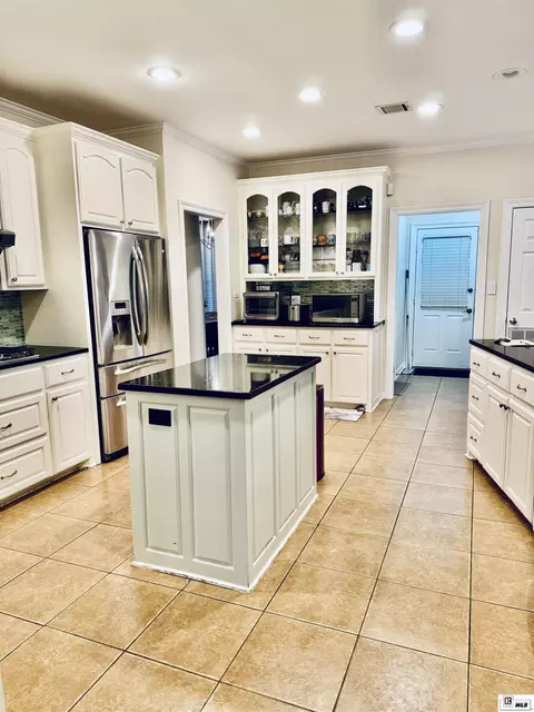 Kitchen - 2960 Deborah Dr, Monroe, LA 71201 photo 1 of 1