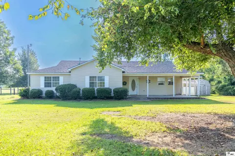 20 Mckay Rd, Mangham, LA 71259