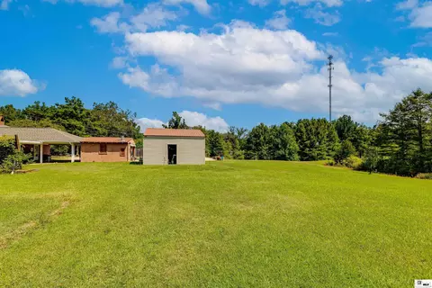 Exterior - 244 Springhill Rd, Monroe, LA 71203 photo 3 of 10