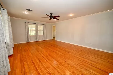 Living - 2102 Walnut Ave, Ruston, LA 71270 photo 1 of 4
