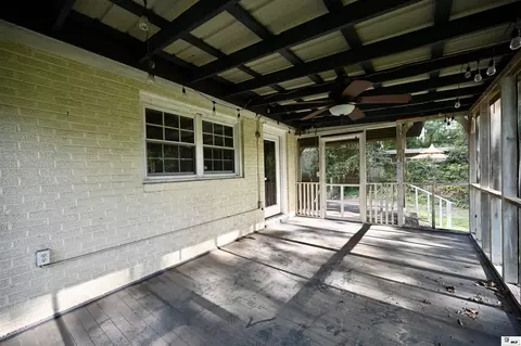 Exterior - 105 N Pinecrest Dr, Ruston, LA 71270 photo 6 of 10