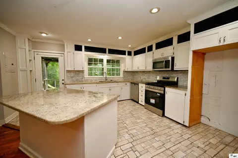 Kitchen - 105 N Pinecrest Dr, Ruston, LA 71270 photo 2 of 4