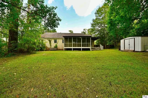 Exterior - 105 N Pinecrest Dr, Ruston, LA 71270 photo 9 of 10