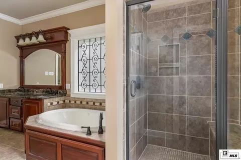 Bath - 420 Valley View Dr, Ruston, LA 71270 photo 3 of 5