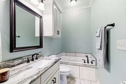 Bath - 501 Teal Loop, West Monroe, LA 71291 photo 3 of 5