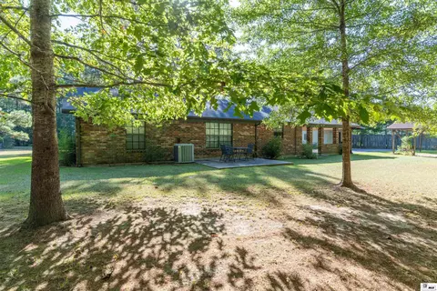 Exterior - 513 Hines St, Grayson, LA 71435 photo 5 of 7