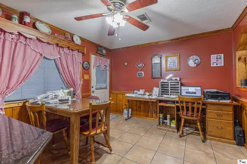 Dining - 916 Billy Cy Rd, Grayson, LA 71435 photo 1 of 1