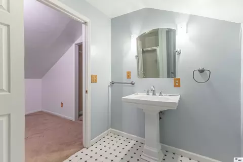 Bath - 916 Billy Cy Rd, Grayson, LA 71435 photo 5 of 5