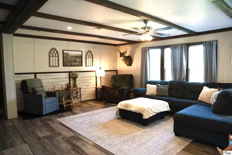 Living - 175 Mcmurray Ln, Gilbert, LA 71336 photo 1 of 3