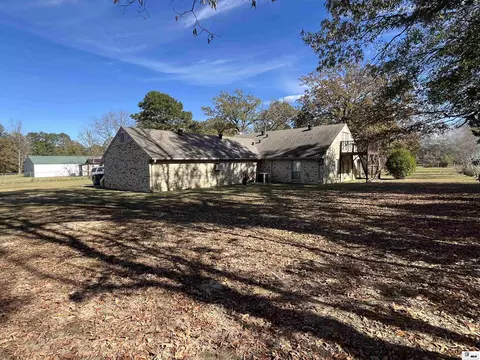 Exterior - 7213 Old Monroe Rd, Bastrop, LA 71220 photo 3 of 5