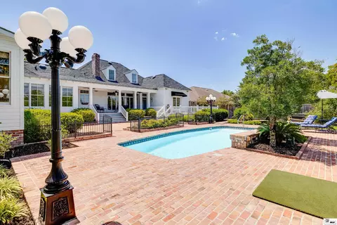 Exterior - 3375 Deborah Dr, Monroe, LA 71201 photo 9 of 10
