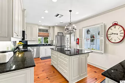 Kitchen - 3375 Deborah Dr, Monroe, LA 71201 photo 1 of 5
