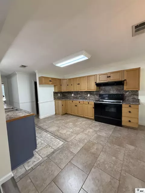 Kitchen - 176 Highway 148, Ruston, LA 71270 photo 3 of 3
