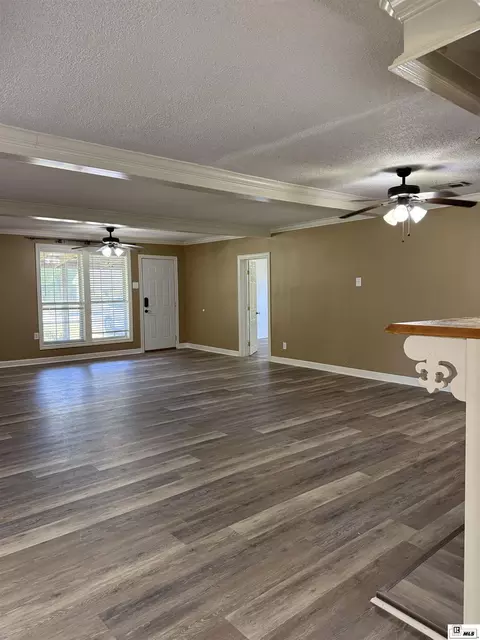 Living - 176 Highway 148, Ruston, LA 71270 photo 1 of 3