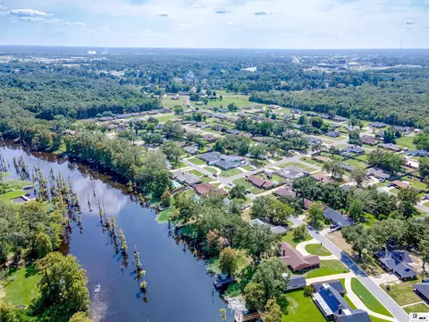 View/Area - 6402 Cypress Point Dr, Monroe, LA 71203 photo 4 of 6