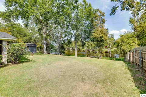 Exterior - 6402 Cypress Point Dr, Monroe, LA 71203 photo 11 of 11