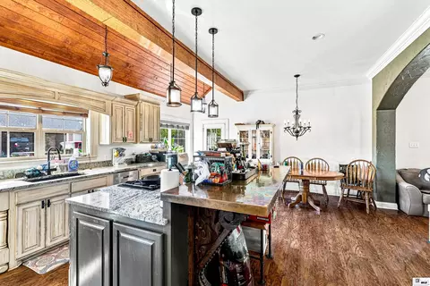 Kitchen - 422 E Frenchmans Bend Rd, Monroe, LA 71203 photo 4 of 4