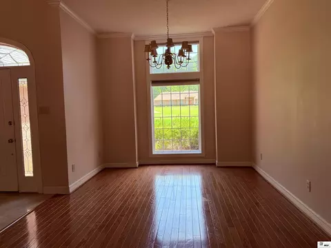 Living - 2717 Post Oak Dr, Ruston, LA 71270 photo 1 of 4