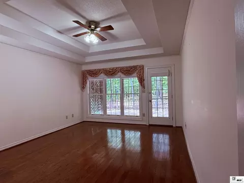 Living - 2717 Post Oak Dr, Ruston, LA 71270 photo 4 of 4