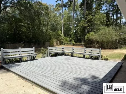 Exterior - 305 Woodlawn Dr, Ruston, LA 71270 photo 4 of 4