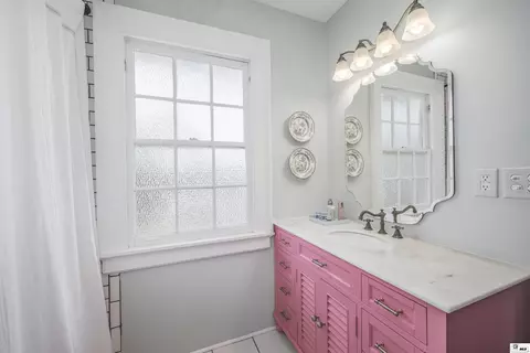 Bath - 1701 N 3rd St, Monroe, LA 71201 photo 1 of 2