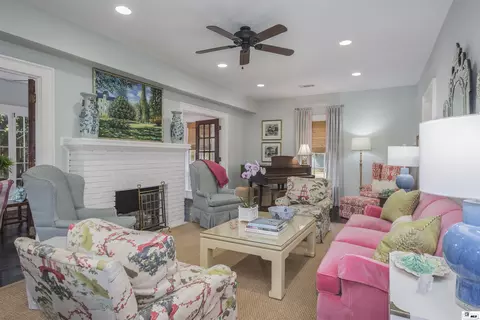 Living - 1701 N 3rd St, Monroe, LA 71201 photo 1 of 2