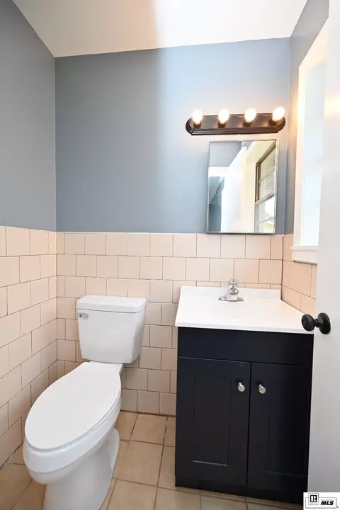 Bath - 1506 Allen St, Ruston, LA 71270 photo 2 of 2