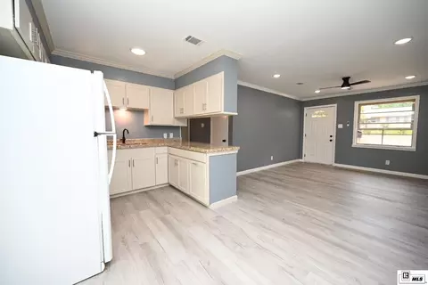Living - 1506 Allen St, Ruston, LA 71270 photo 5 of 7
