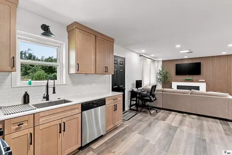 Kitchen - 209 Jones St, Epps, LA 71237 photo 3 of 4