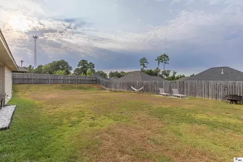 Exterior - 3212 Leyland Dr, Ruston, LA 71270 photo 5 of 9