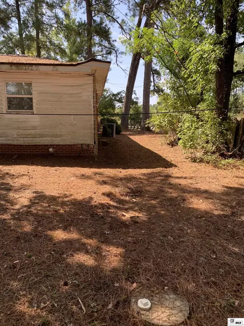 Exterior - 1018 Highway 150, Ruston, LA 71270 photo 5 of 7