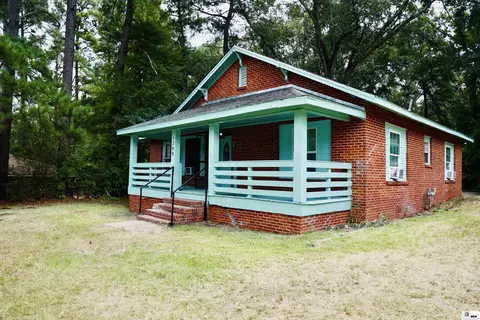 Exterior - 1200 Mcdonald Ave, Ruston, LA 71270 photo 3 of 9