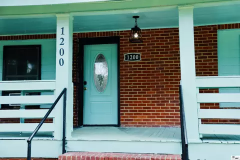 Exterior - 1200 Mcdonald Ave, Ruston, LA 71270 photo 1 of 9