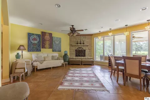 Living - 3458 Highway 818, Ruston, LA 71270 photo 1 of 1