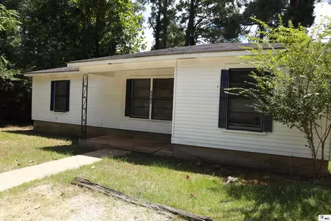 Exterior - 1102 Eastland Ave, Ruston, LA 71270 photo 5 of 7