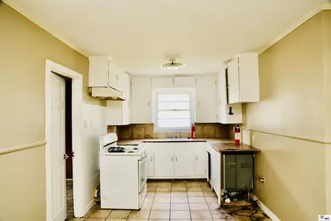 Kitchen - 1102 Eastland Ave, Ruston, LA 71270 photo 1 of 1