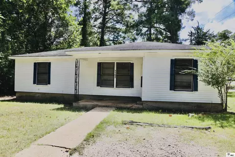 Exterior - 1102 Eastland Ave, Ruston, LA 71270 photo 3 of 7