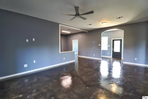 Living - 232 Birdie Ln, Choudrant, LA 71227 photo 2 of 3
