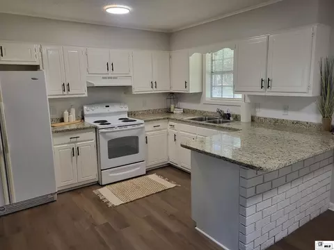 Kitchen - 1732 Highway 80, Choudrant, LA 71227 photo 1 of 1