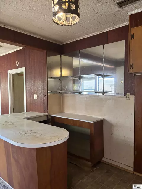 Kitchen - 5111 John Ln, Monroe, LA 71202 photo 2 of 3