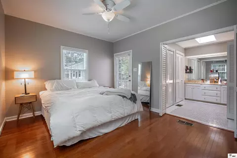 Bedroom - 2202 Jasmine St, Monroe, LA 71201 photo 2 of 7