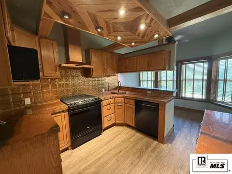 Kitchen - 344 Highway 815, Simsboro, LA 71275 photo 1 of 3