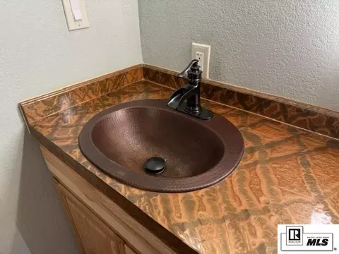 Bath - 344 Highway 815, Simsboro, LA 71275 photo 5 of 6