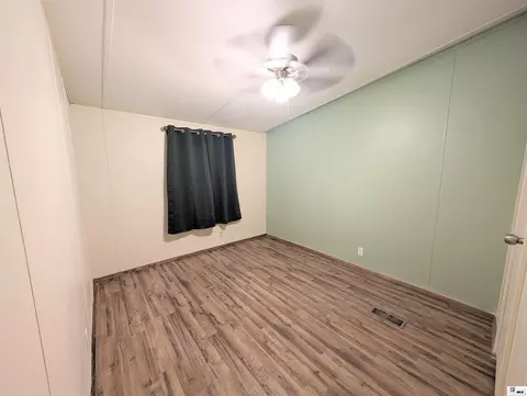 Bedroom - 8409 Diel Rd, Bastrop, LA 71220 photo 4 of 9