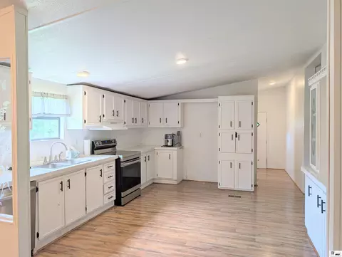 Kitchen - 8409 Diel Rd, Bastrop, LA 71220 photo 3 of 4