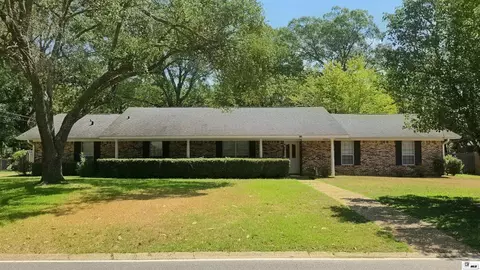 202 River Oaks Dr, West Monroe, LA 71291