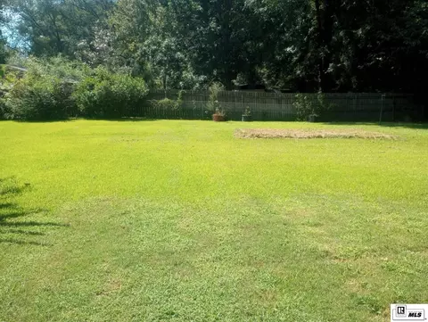 Exterior - 6331 Chris Rd, Bastrop, LA 71220 photo 3 of 8