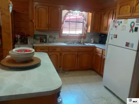 Kitchen - 6331 Chris Rd, Bastrop, LA 71220 photo 1 of 2