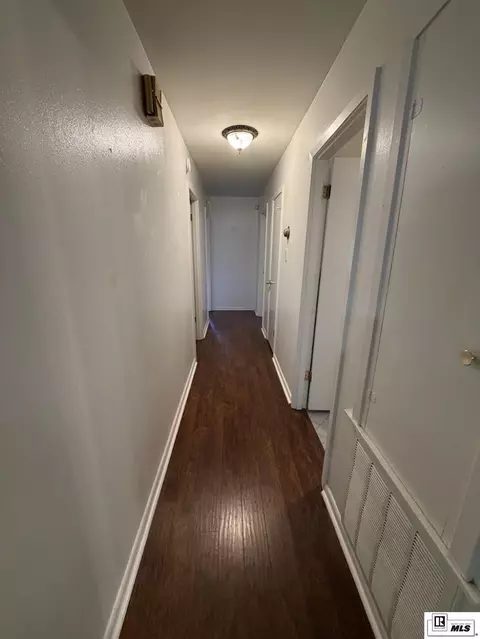 Entry Way - 1903 Howard Dr, Monroe, LA 71201 photo 1 of 1
